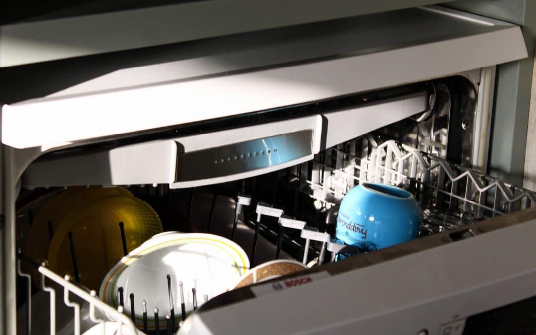 Best Integrated Dishwasher – 8 Hot Top-Picks for Your Kitchen in 2023
